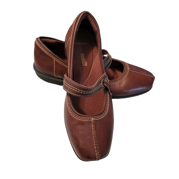 Clarks Womens Collection 8M Brown Leather  Mary Janes Comfort Cushion - Picture 1 of 9